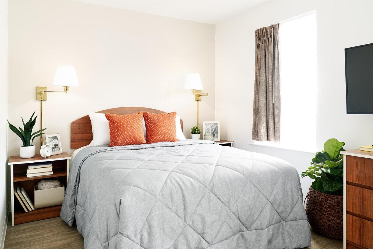 Intown Suites Extended Stay Houston Tx - Hwy 290 Cypress Fairbanks エクステリア 写真